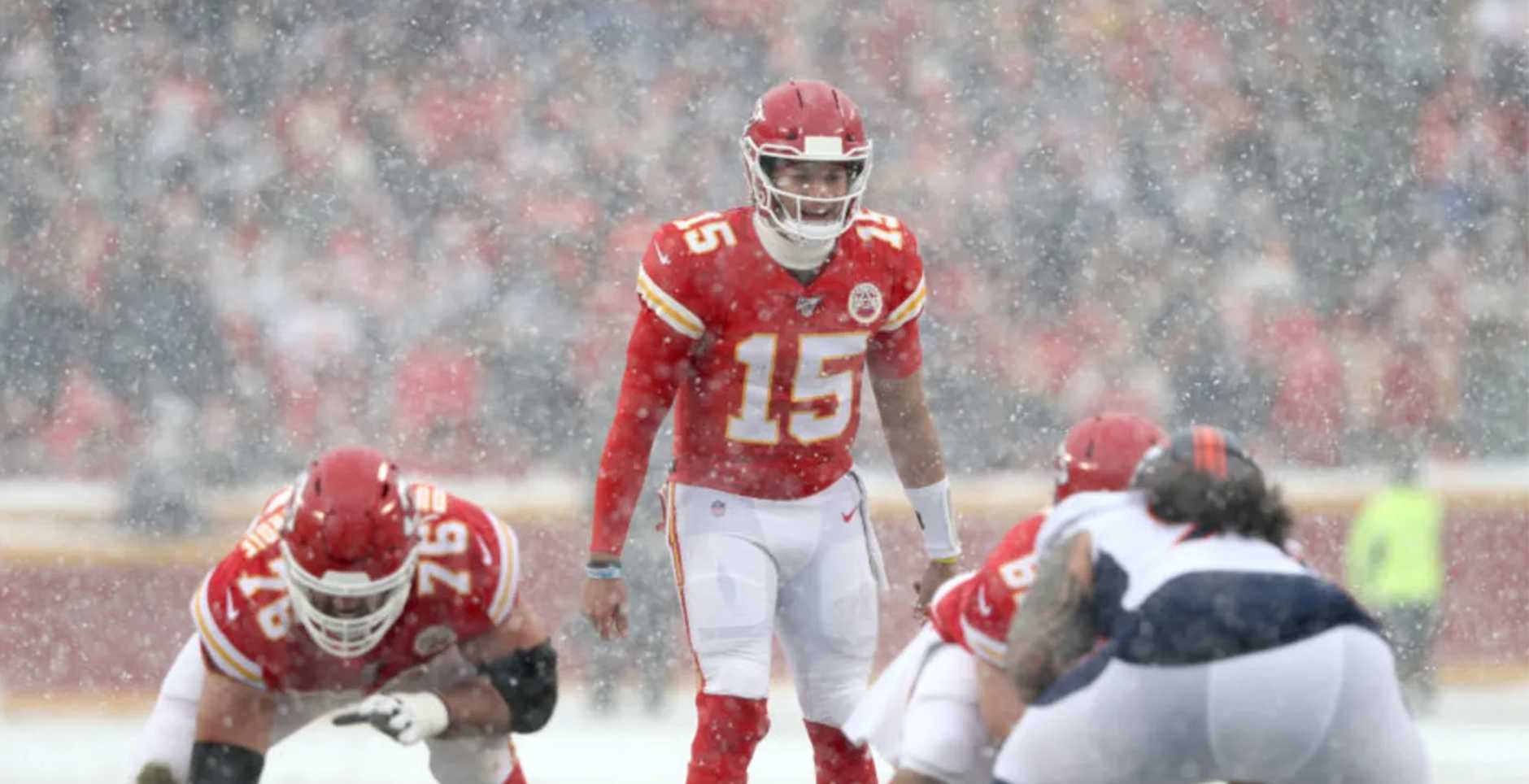 Mahomes Will Battle the Elements and the Flu Bug - Chiefs Blitz