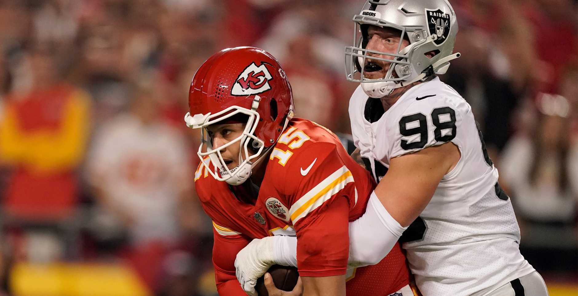 Holiday Preview: Chiefs Host Raiders on Christmas Day - Chiefs Blitz