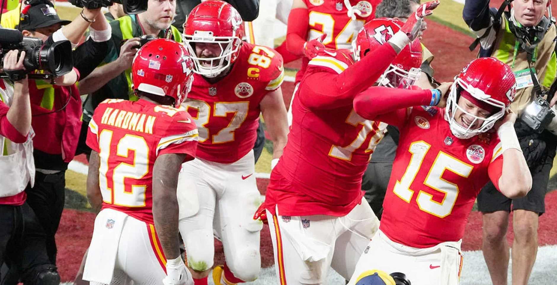 Seeing Is Believing Mahomes Is The Goat Chiefs Blitz