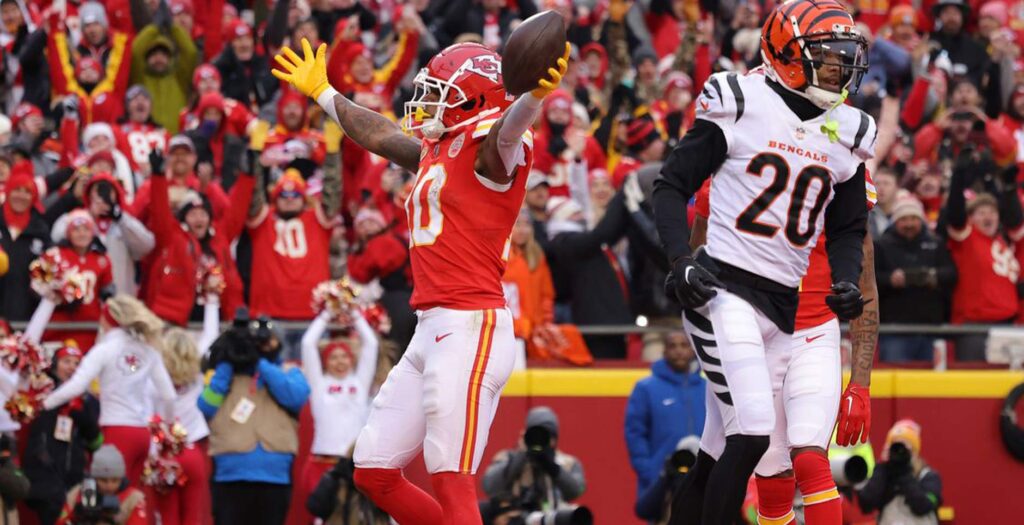 The current image has no alternative text. The file name is: PachecoBengals.jpg