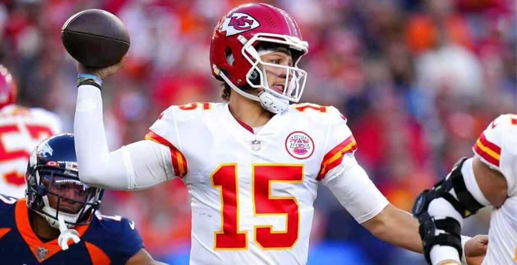 The current image has no alternative text. The file name is: Mahomes-Broncos.jpg