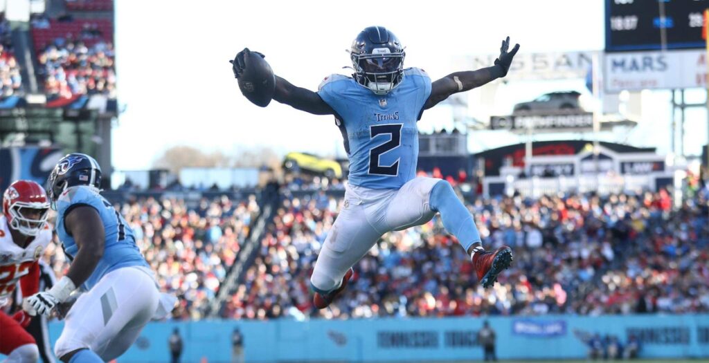 The current image has no alternative text. The file name is: Titans.jpg